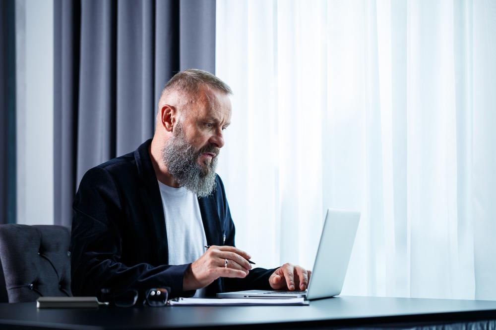 Transform Chat Outcomes into Actionable Handoffs